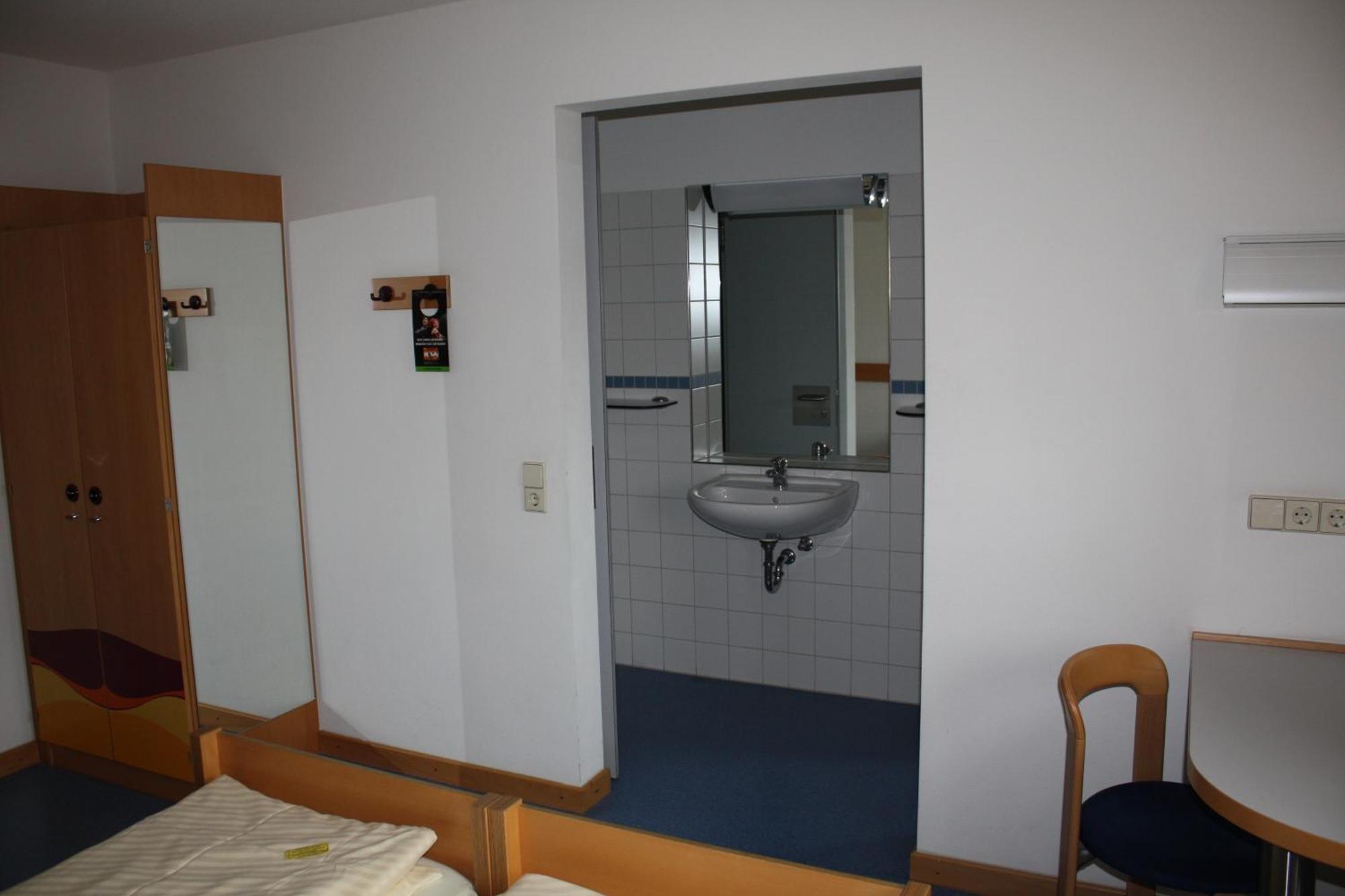 Jugendherberge Stuttgart International Экстерьер фото