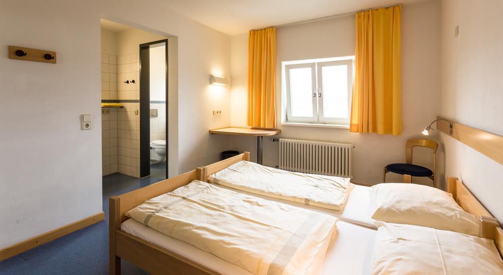 Jugendherberge Stuttgart International Экстерьер фото